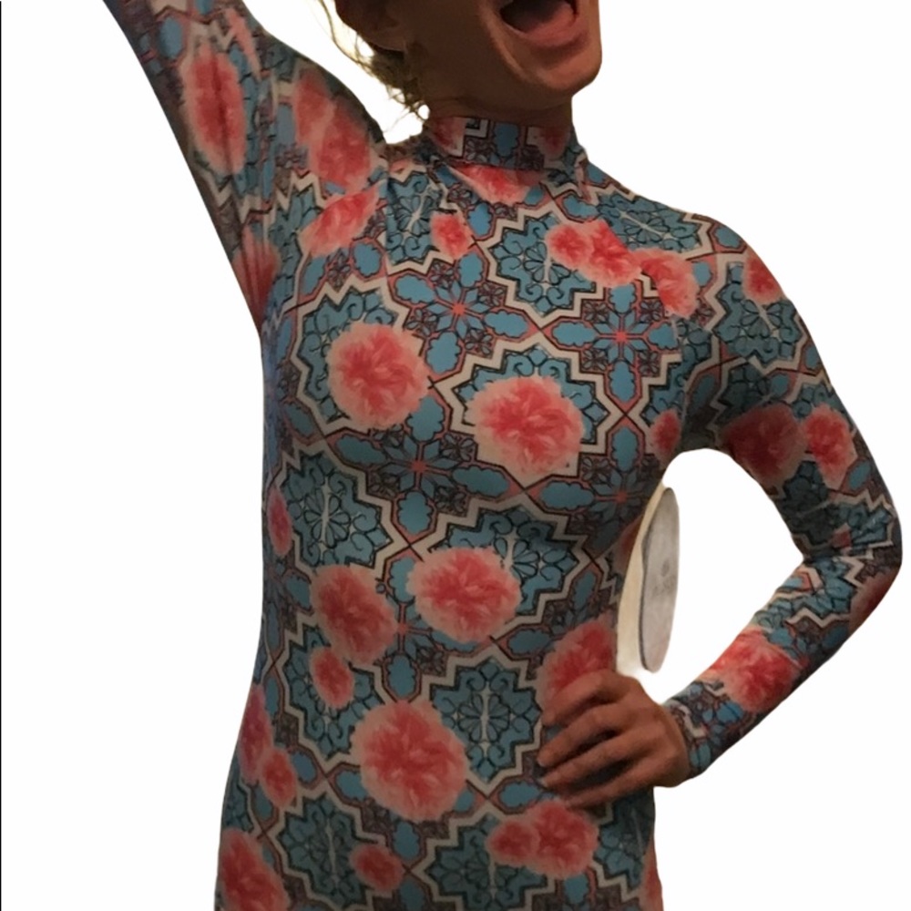 Remoline Long Sleeve Open Back RipSuits - Picture 5 of 6